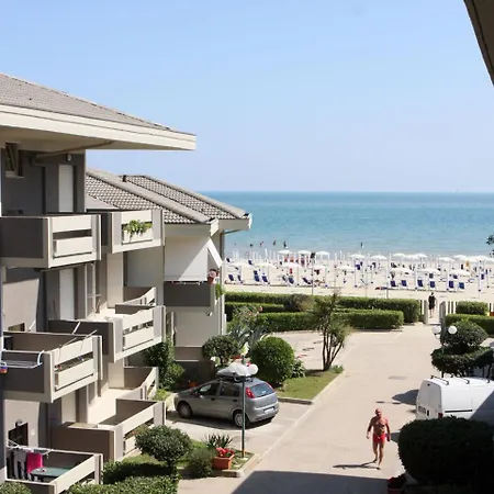 Locazione Turistica Green Marine- Palme- Ismare-7 * Silvi Marina
